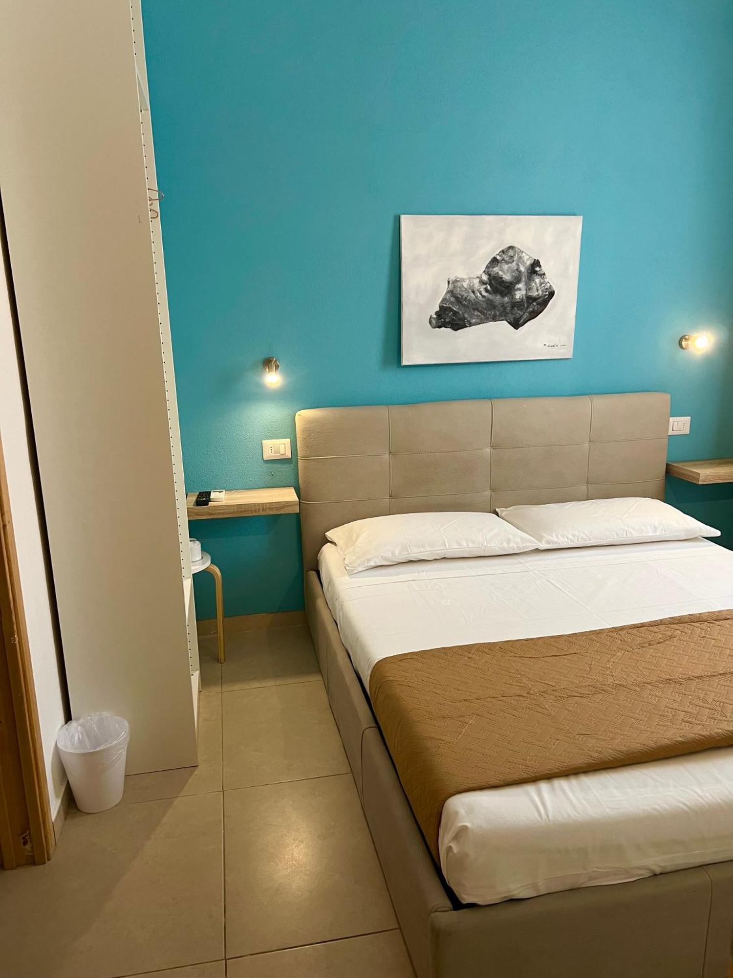 Les Chambres De Francoise Guest House Ольбия Экстерьер фото