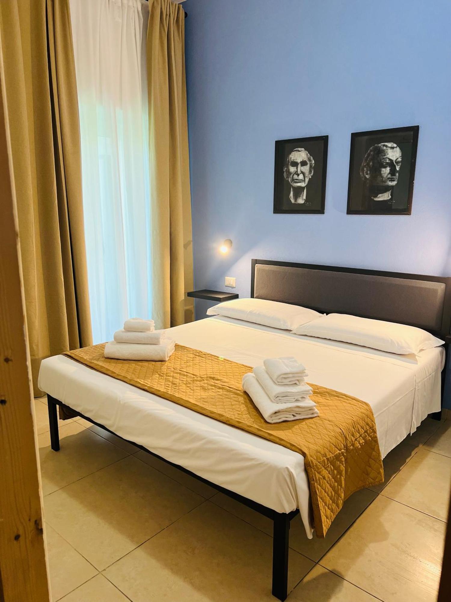 Les Chambres De Francoise Guest House Ольбия Экстерьер фото